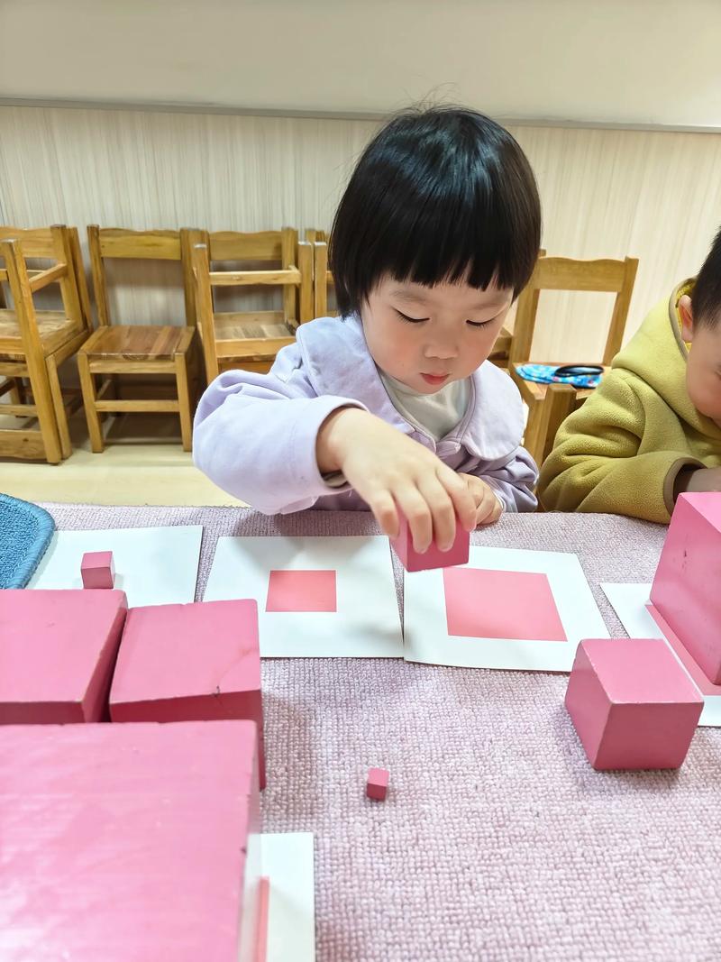 给孩子的第一所学校——萌芽幼儿园